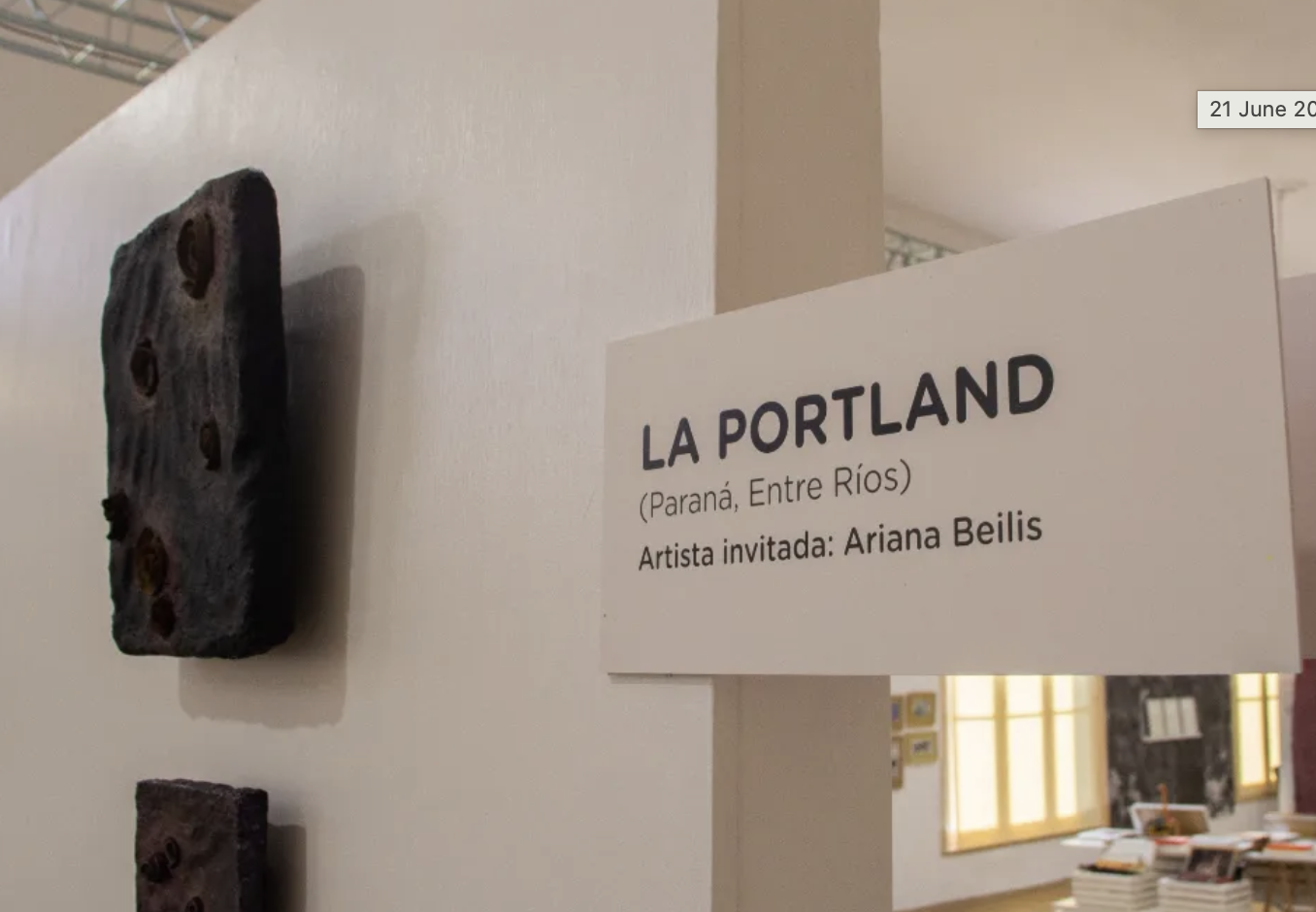 Santa Fe 2023 — cartela La Portland con Ariana Beilis